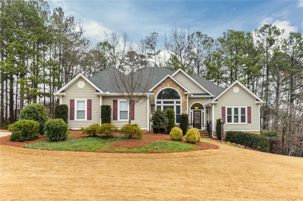206 Magnolia Dr., Douglasville, GA 30134