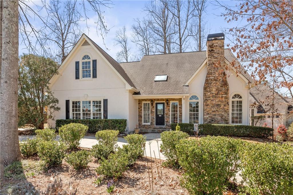 899 Forest Pond Dr., Marietta, GA 30068