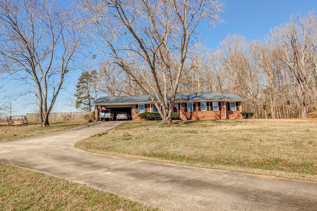 710 P J Roberts Rd., Jefferson, GA 30549