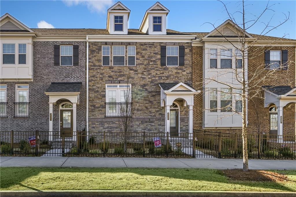 3525 Koyla Landing #8, Chamblee, GA 30341