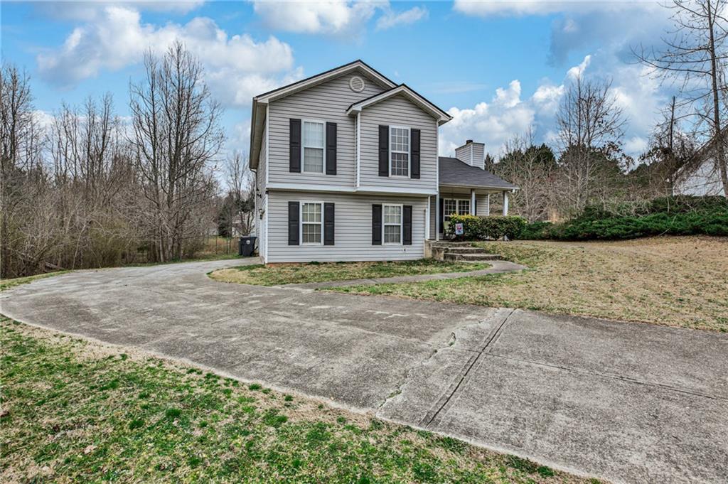 910 Peter Josiah Ct., Dacula, GA 30019