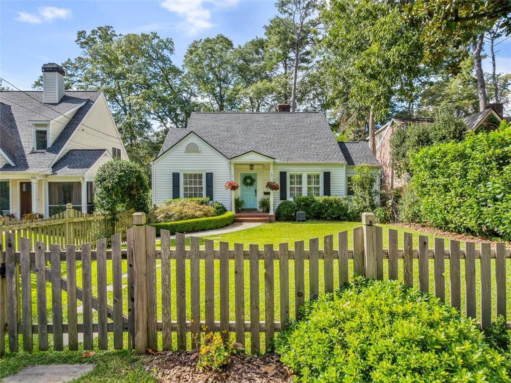 2232 Virginia Pl., Atlanta, GA 30305