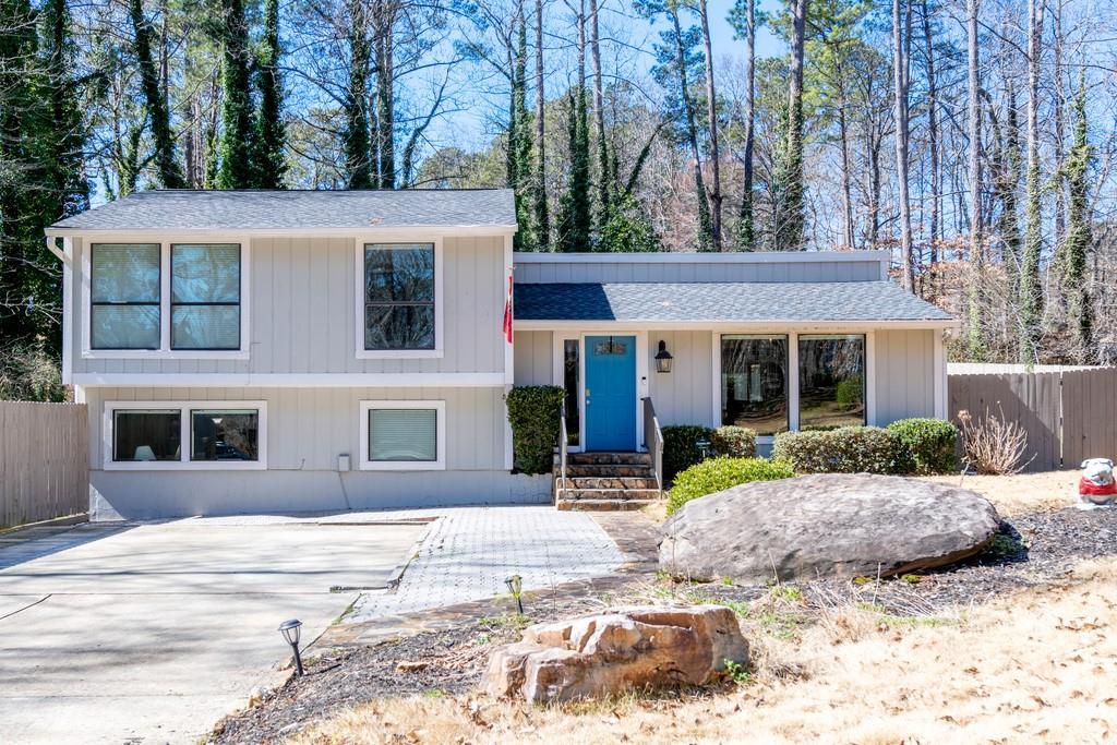 231 Cross Gate Dr., Marietta, GA 30068