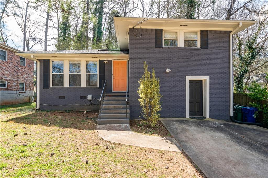 2703 Amelia Ave., Decatur, GA 30032