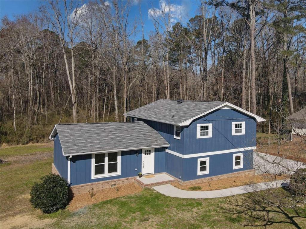 2907 Hickory Ln., Snellville, GA 30078