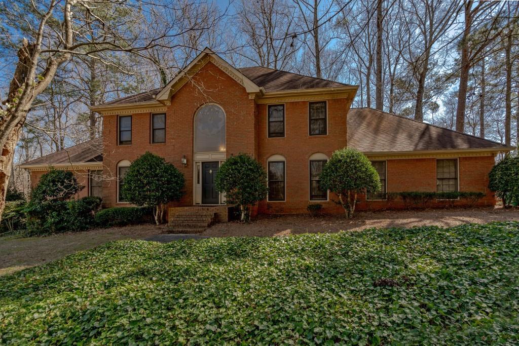 5035 Willow Bluff Dr., Sandy Springs, GA 30350