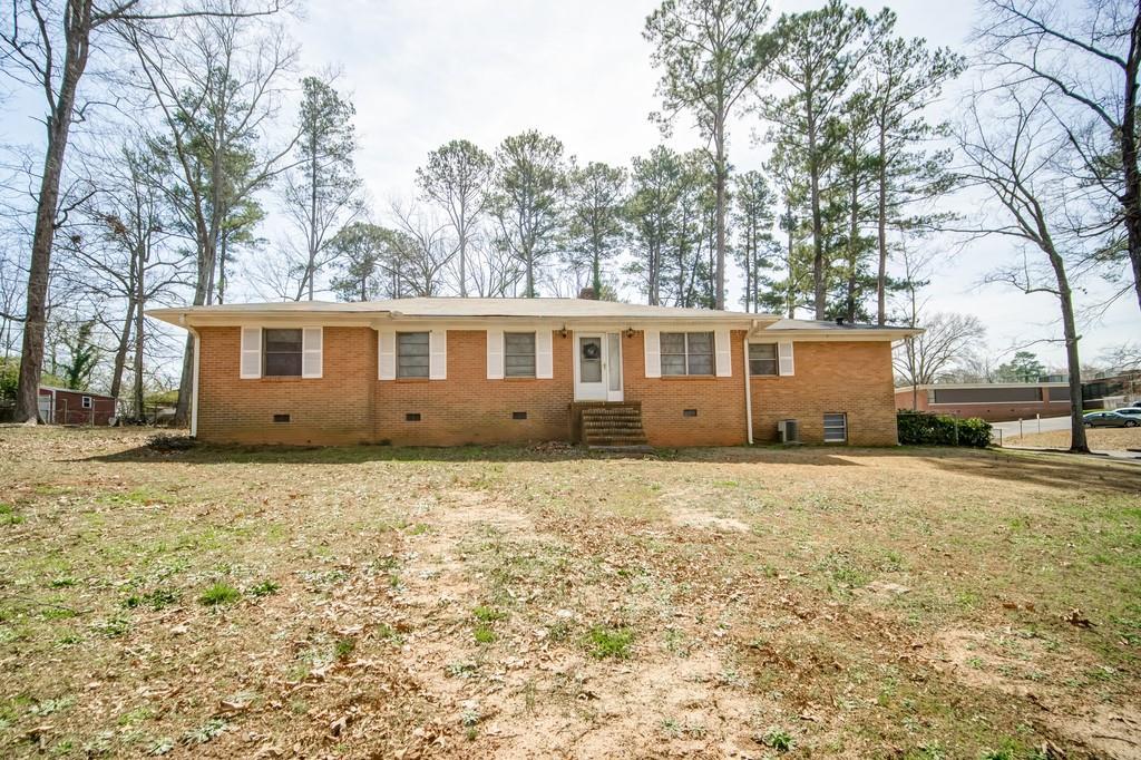 1129 Tanglewood Rd., Jonesboro, GA 30236