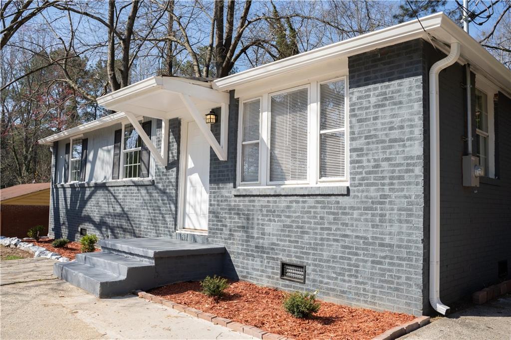 3369 Renault Rd., Atlanta, GA 30354