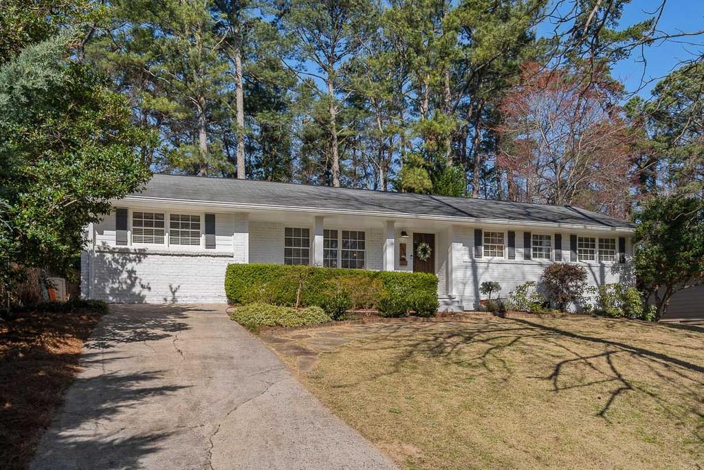 2672 Warwick Cir., Atlanta, GA 30345
