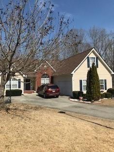 1655 Brisbane Dr., Dacula, GA 30019