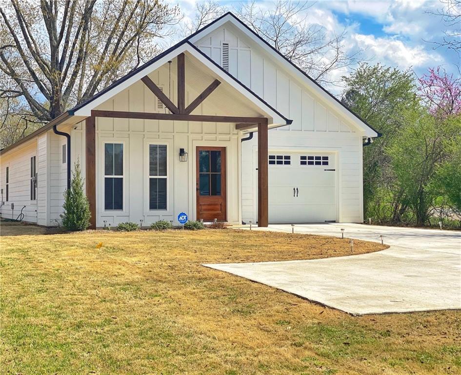 103 Cass Street, Adairsville, GA 30103