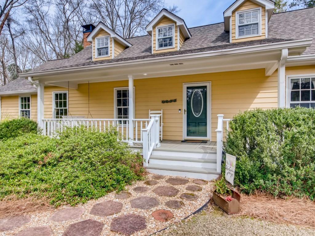 1448 Norris Lake Dr., Snellville, GA 30039