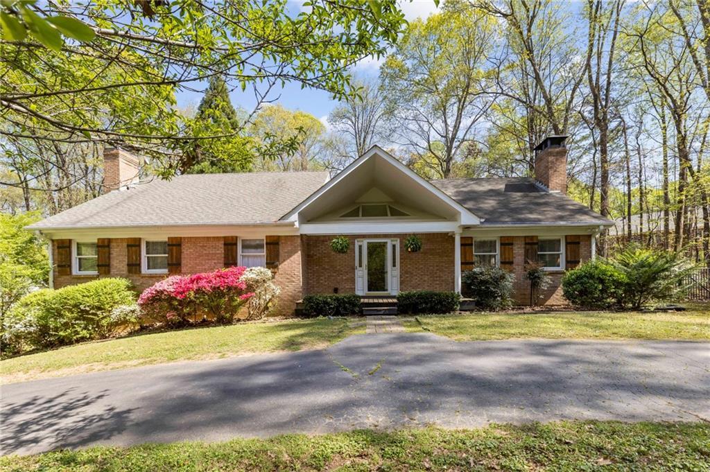 11265 Hembree Springs Dr., Roswell, GA 30076