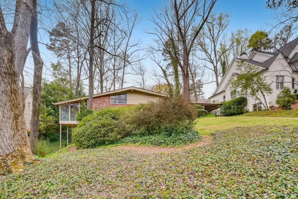 3906 Land O Lakes Dr., Atlanta, GA 30342
