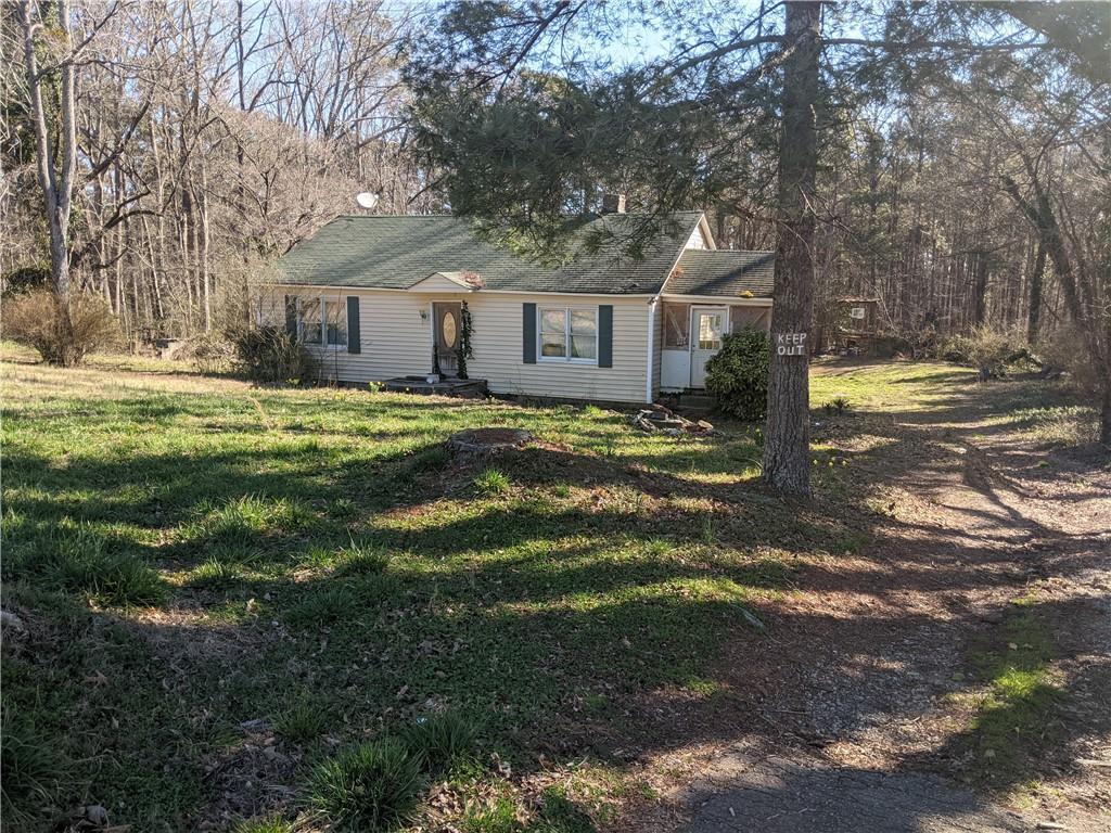 2014 Sugar Pike Rd., Woodstock, GA 30188