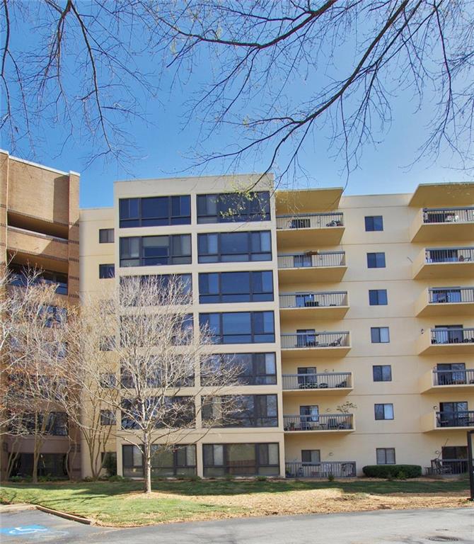 1800 Clairmont Lake #324, Decatur, GA 30033