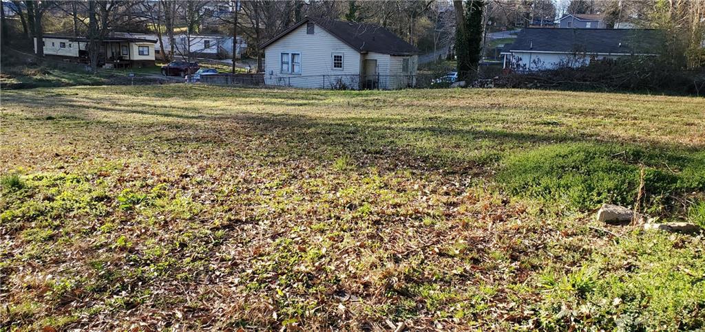 209 Keith Cir., Gainesville, GA 30506