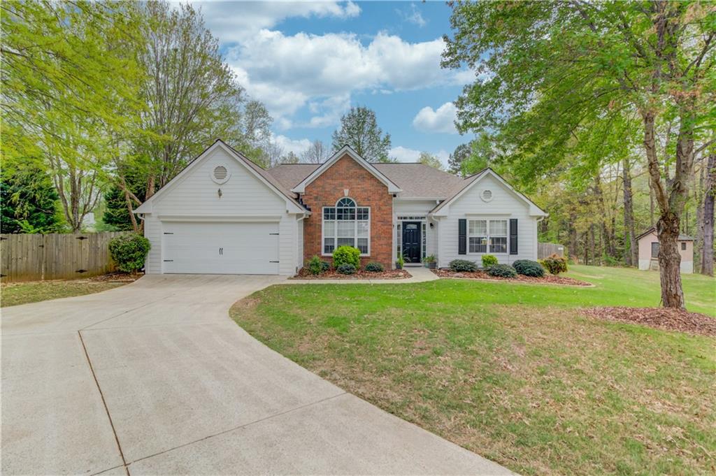 572 Staghorn Ln., Suwanee, GA 30024