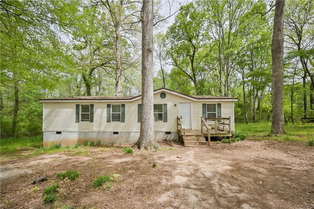 947 Davis Rd., Jefferson, GA 30549