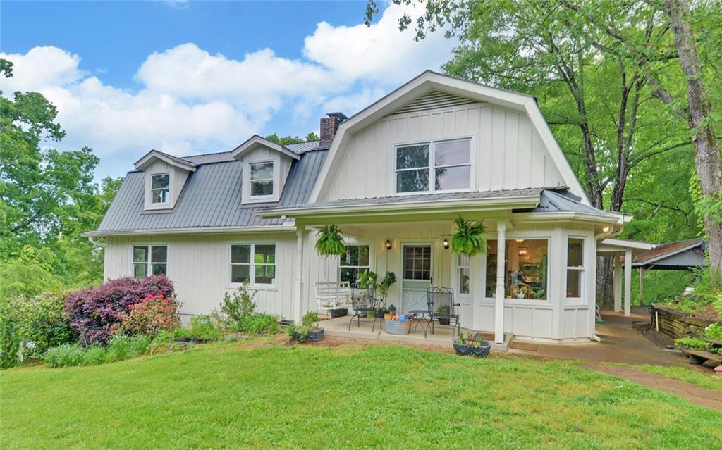 4861 Glade Farm Rd., Gainesville, GA 30506