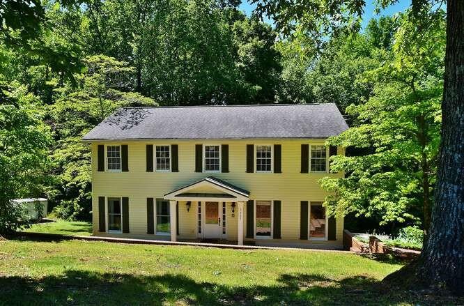 3663 Aspen Ct., Buford, GA 30519