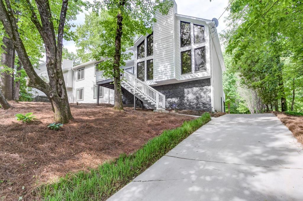 4438 Glengary Dr., Atlanta, GA 30342