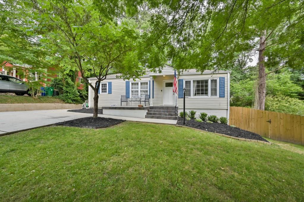 1095 Janes Ln., Atlanta, GA 30324