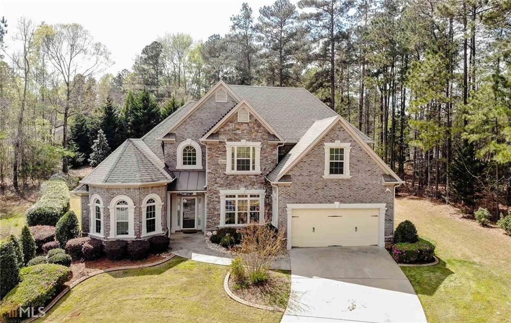 675 Adenwell Dr., Fairburn, GA 30213