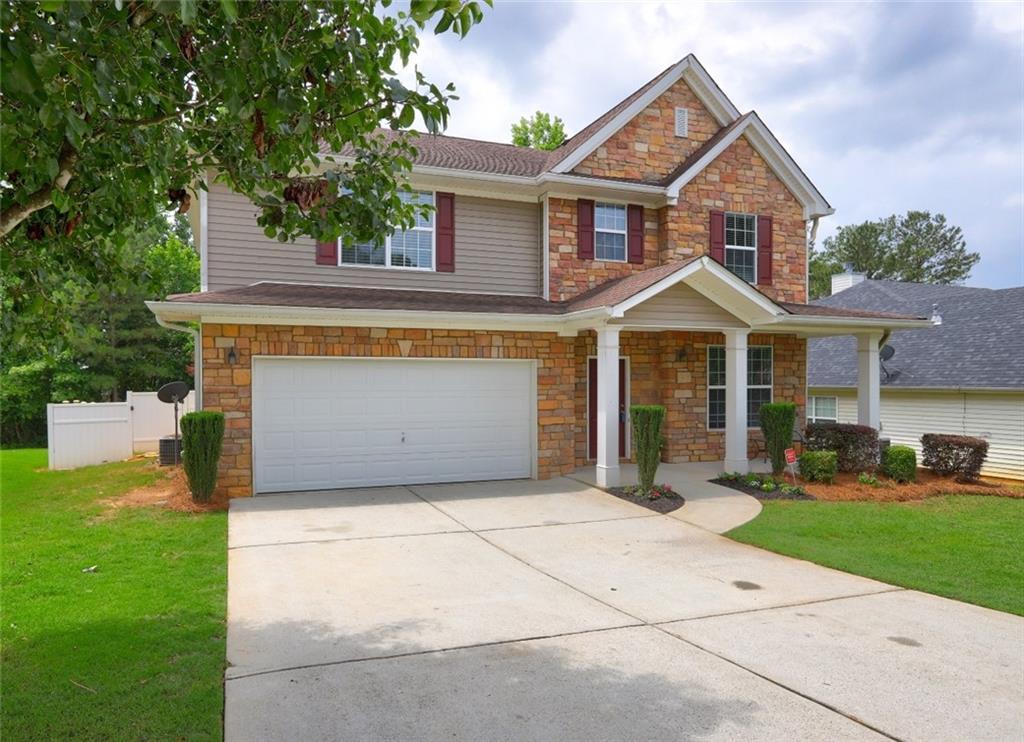 4680 Rising Fawn Dr., Donalsonville, GA 30135
