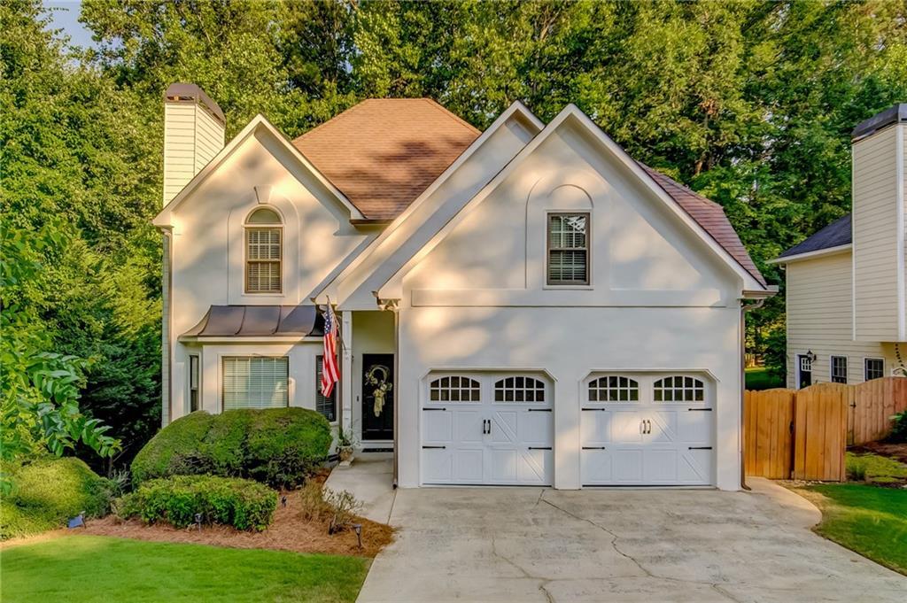 618 Wedgewood Dr., Woodstock, GA 30189