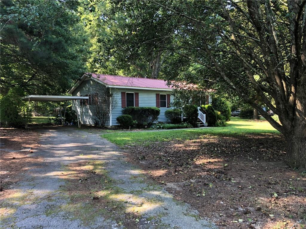 620 Rock Springs Rd., Grayson, GA 30017