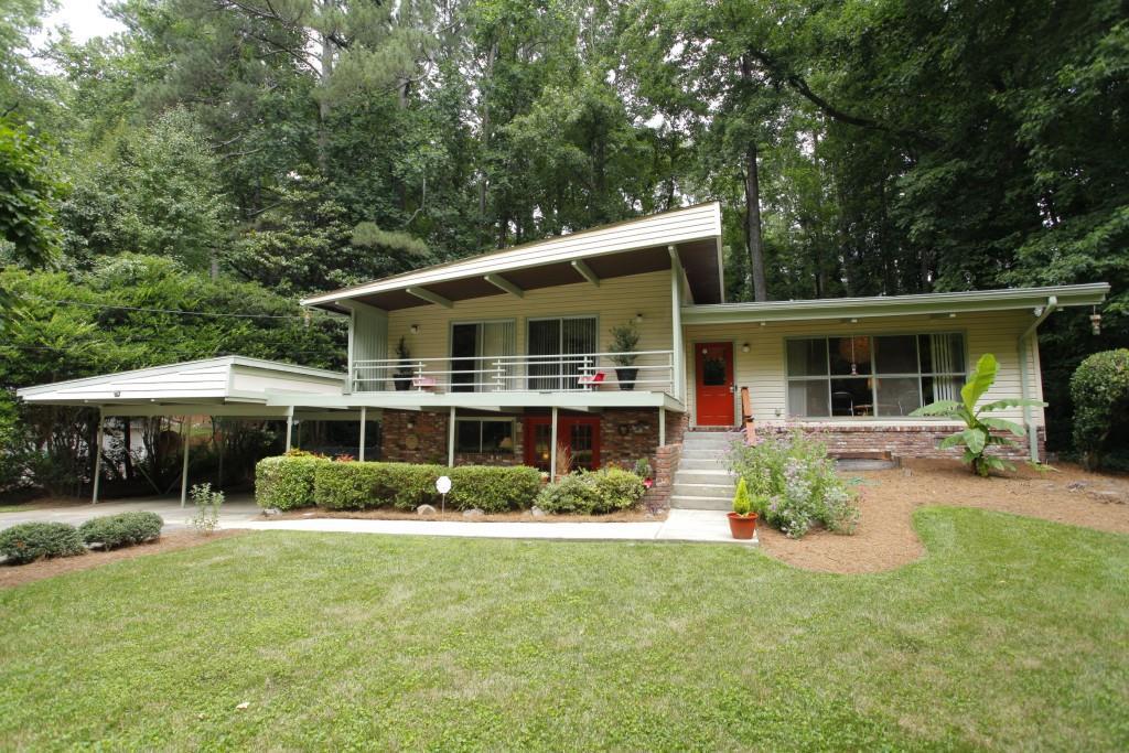 3798 Valley Bluff Dr., Doraville, GA 30340