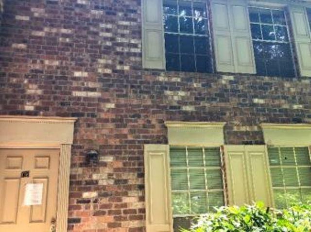 718 Garden View Dr., Stone Mountain, GA 30083