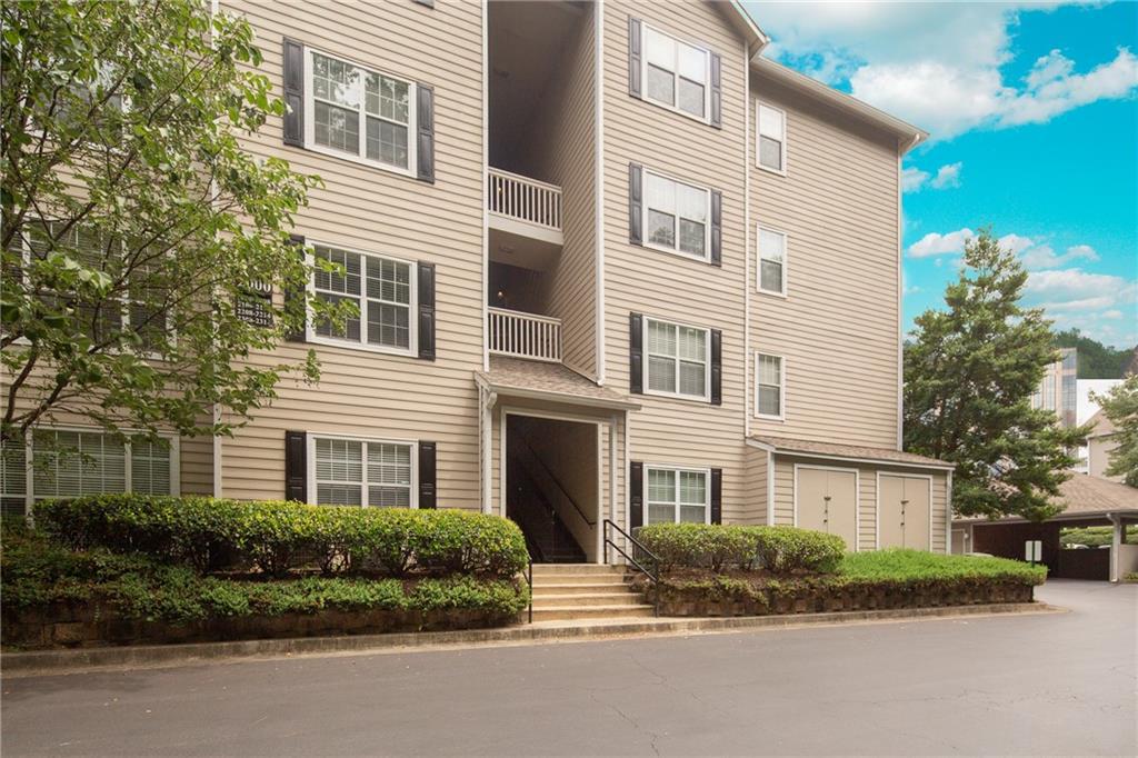 1250 Parkwood Cir. #2007, Atlanta, GA 30339