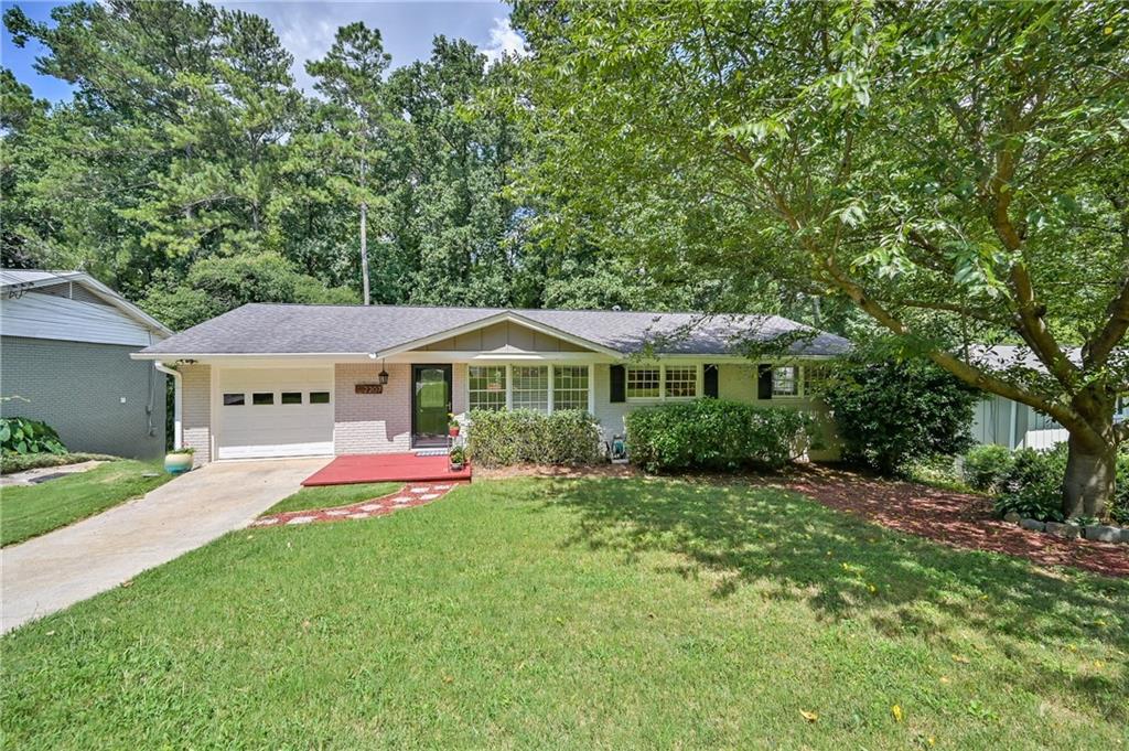 2207 Capehart Cir., Atlanta, GA 30345
