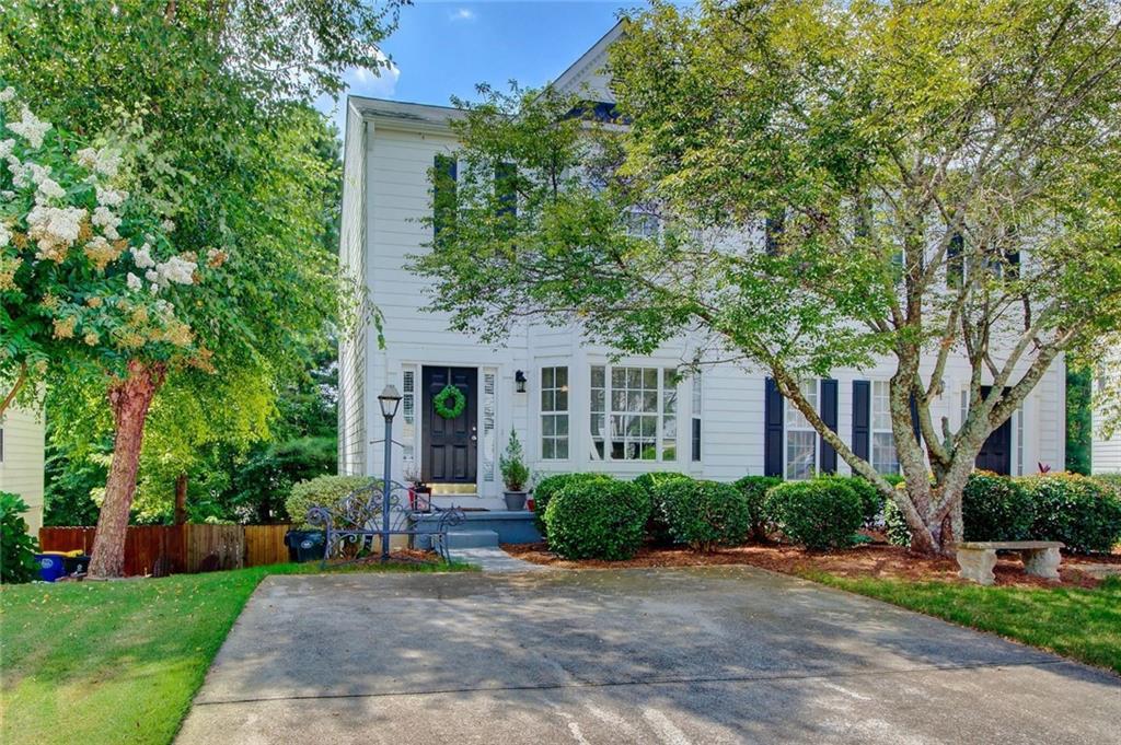 4378 Thorngate Ln., Acworth, GA 30101