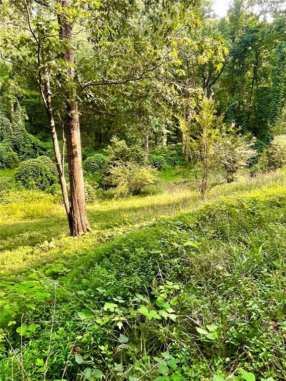 8114 Knight Ln., Gainesville, GA 30506