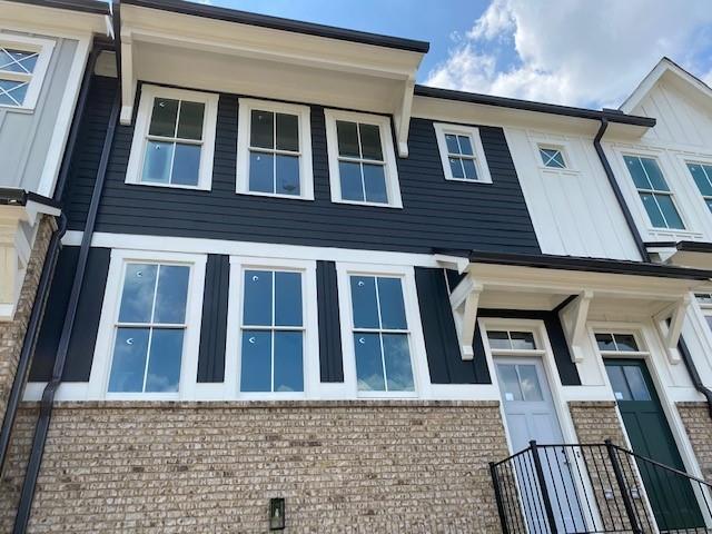 370 Thrasher Unit 14 St., Norcross, GA 30071