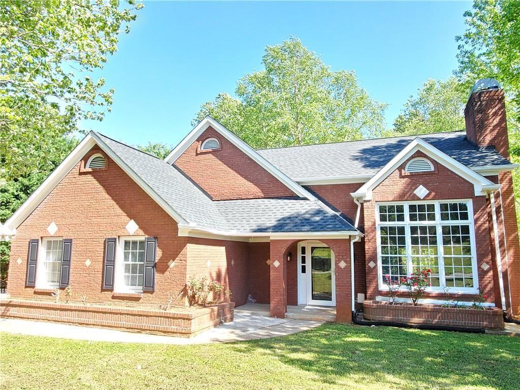 1547 Casper  Hill Dr., Buford, GA 30519