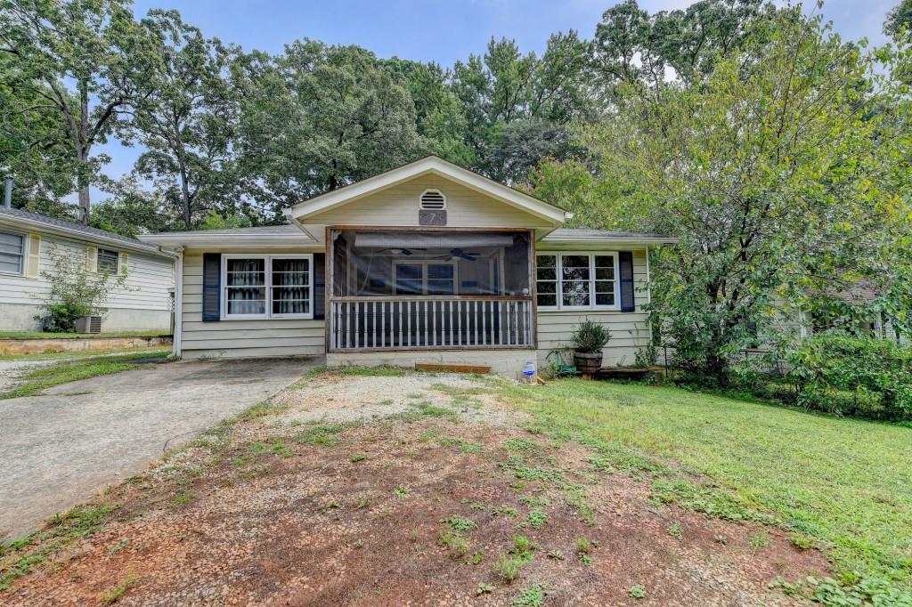 779 Mclendon Dr., Scottdale, GA 30079