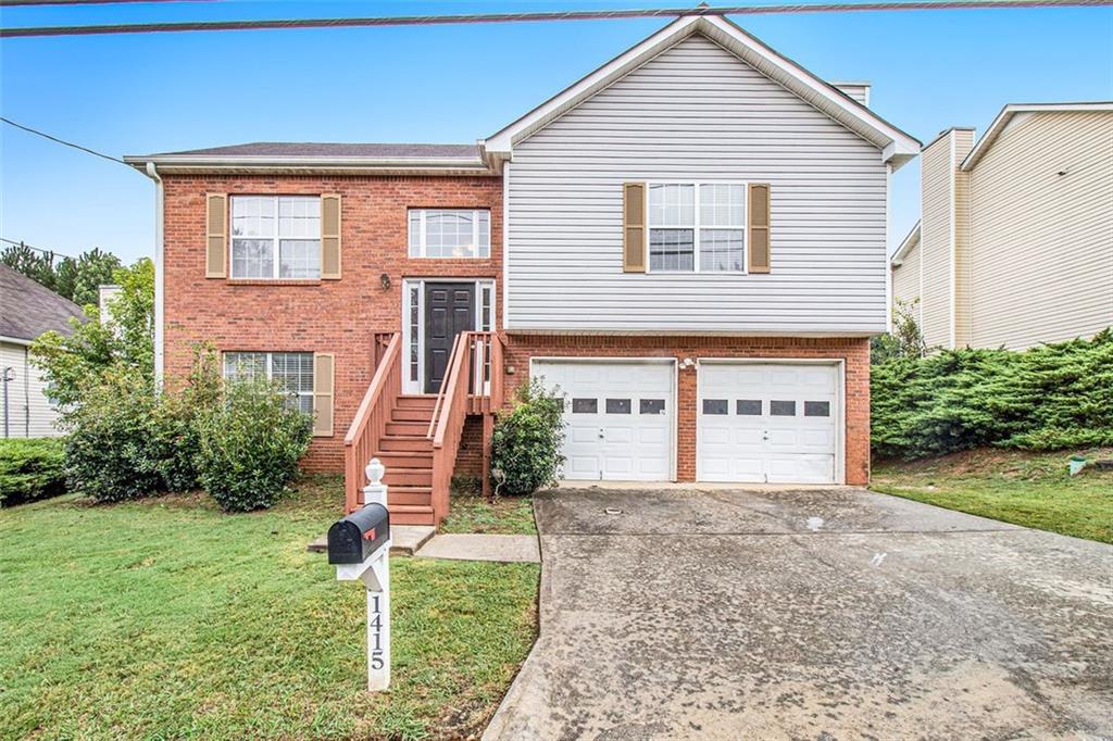 1415 Cutters Mill Dr., Lithonia, GA 30058