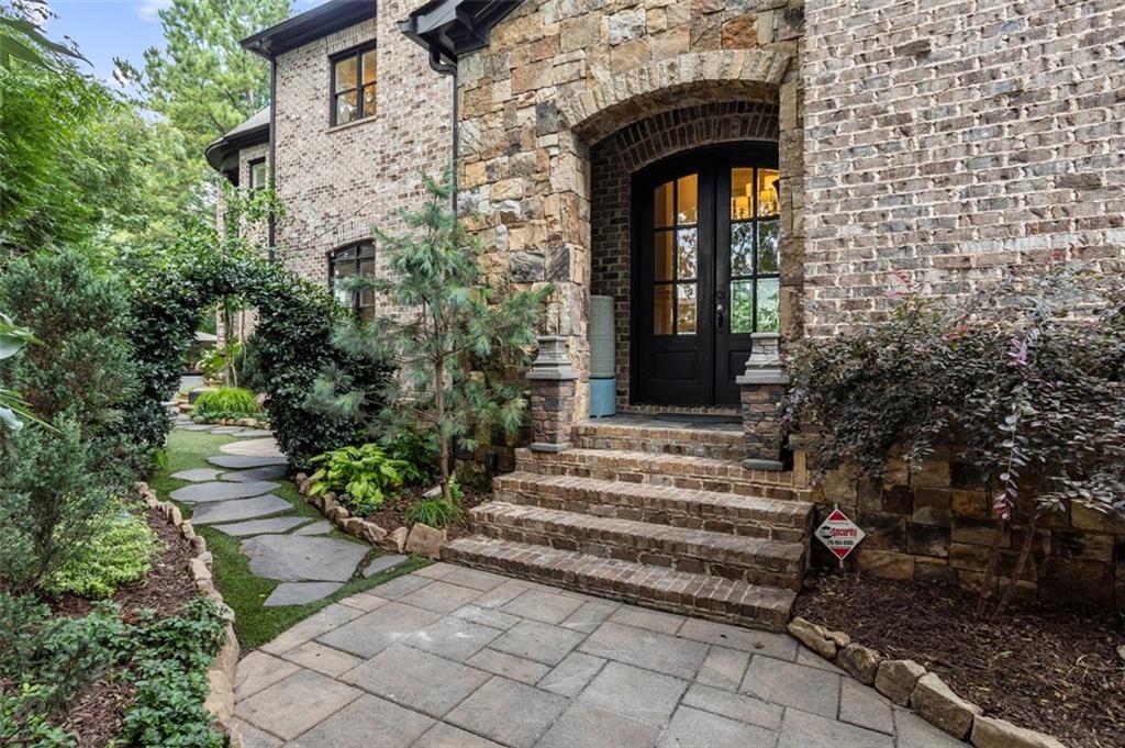 532 Bishop Way, Atlanta, GA 30312