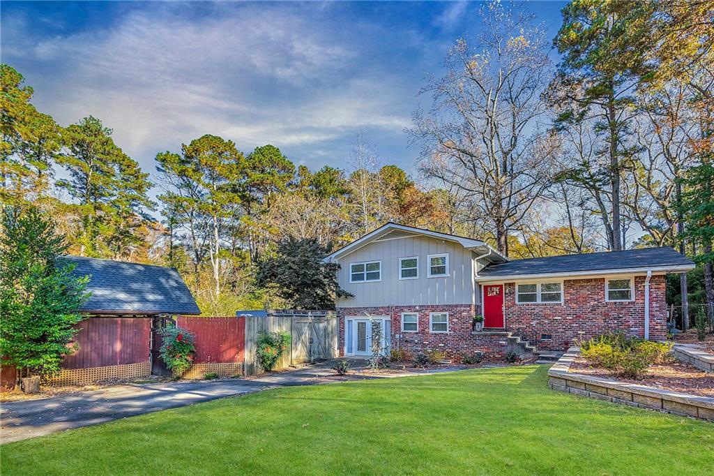 2168 Capehart Cir., Atlanta, GA 30345