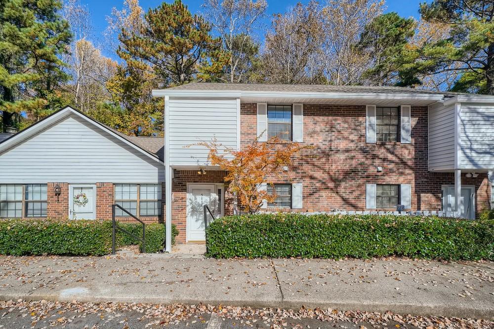 5887 Wintergreen Rd., Norcross, GA 30093