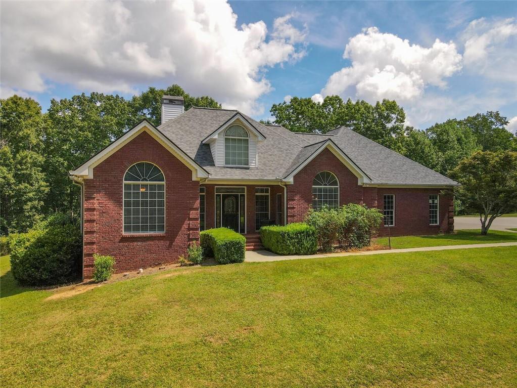 4445 Shirley Rd., Gainesville, GA 30506