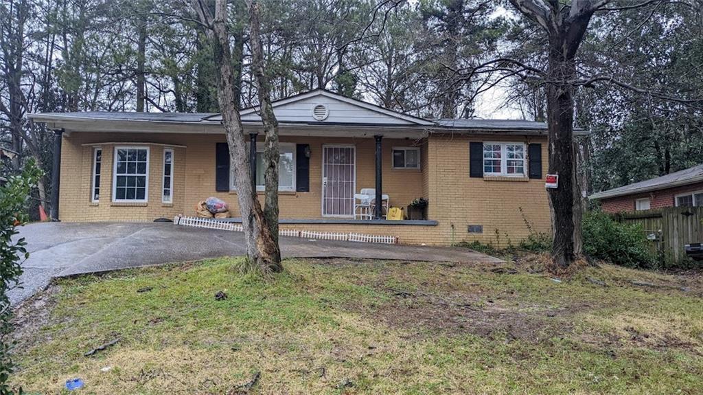 2833 Cardo Dr., Atlanta, GA 30318