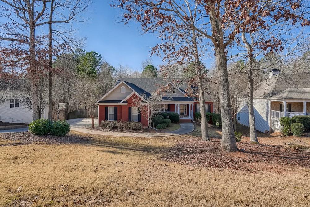 1422 Virginia Way, Monroe, GA 30655