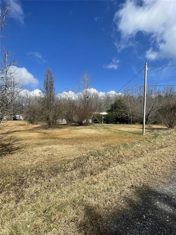 215 Cherokee Dr., Chatsworth, GA 30705