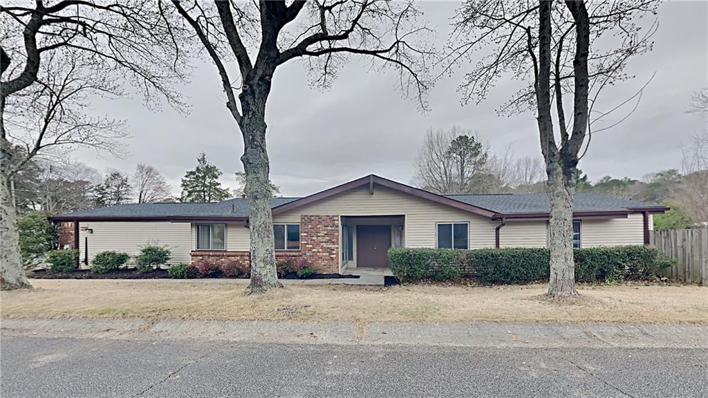 941 Bobcat Ct., Marietta, GA 30067