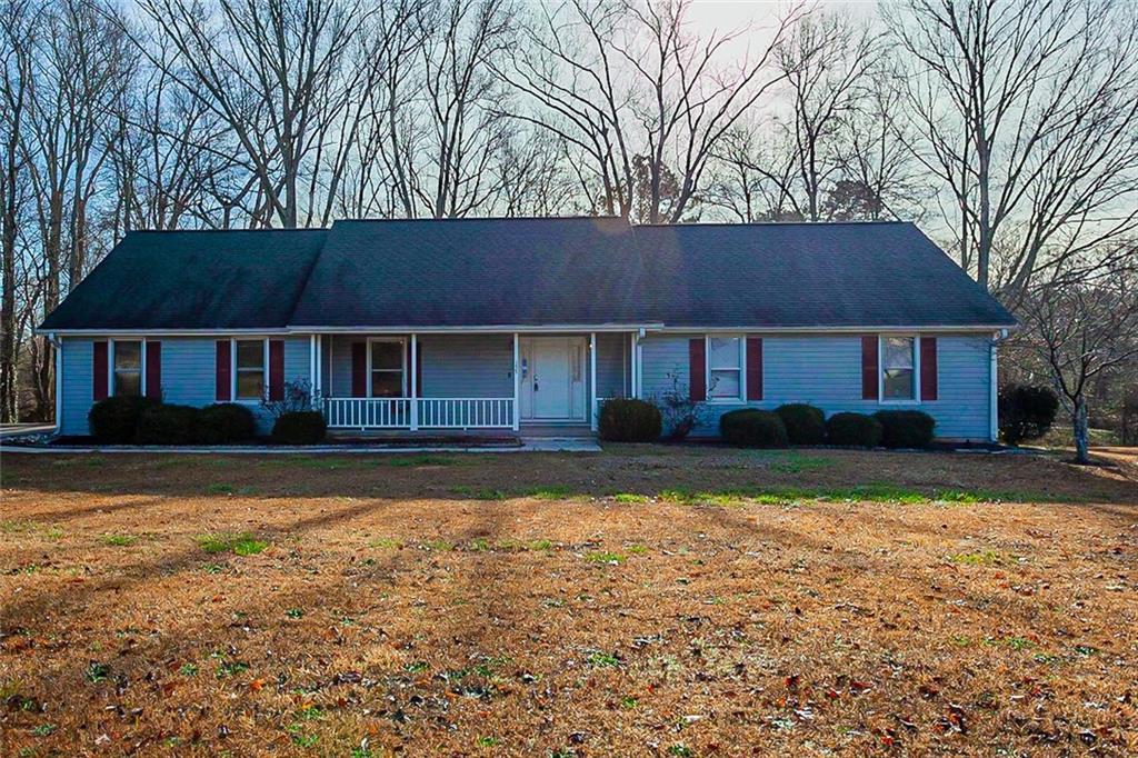 155 Dogwood Trail Dr., Stockbridge, GA 30281